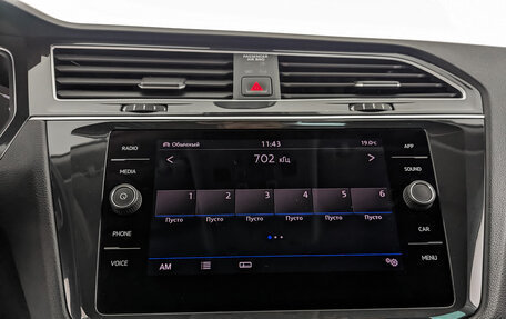 Volkswagen Tiguan II, 2019 год, 2 750 000 рублей, 17 фотография