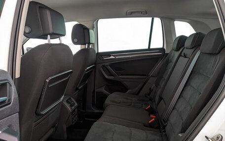Volkswagen Tiguan II, 2019 год, 2 750 000 рублей, 18 фотография