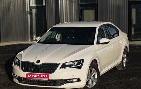 Skoda Superb III рестайлинг, 2019 год, 2 050 000 рублей, 2 фотография