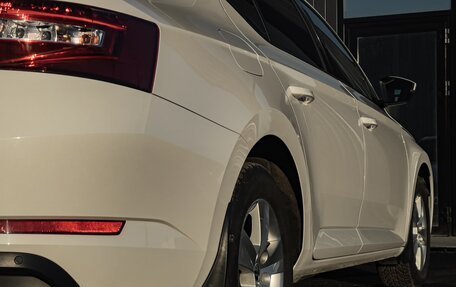 Skoda Superb III рестайлинг, 2019 год, 2 050 000 рублей, 14 фотография