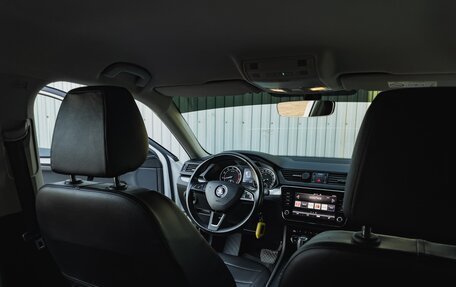 Skoda Superb III рестайлинг, 2019 год, 2 050 000 рублей, 21 фотография