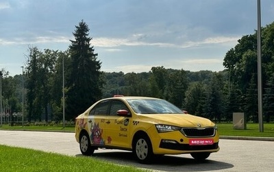Skoda Rapid II, 2021 год, 900 000 рублей, 1 фотография