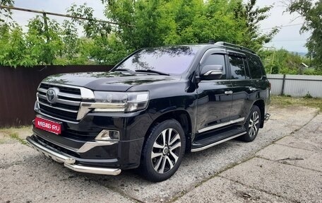 Toyota Land Cruiser 200, 2018 год, 7 100 000 рублей, 1 фотография