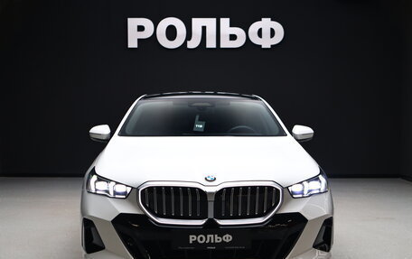 BMW 5 серия, 2023 год, 7 750 000 рублей, 3 фотография