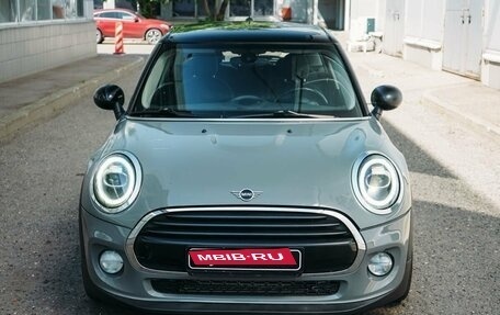 MINI Hatch, 2019 год, 1 131 000 рублей, 2 фотография