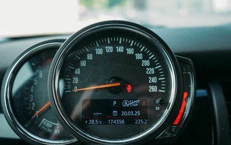 MINI Hatch, 2019 год, 1 131 000 рублей, 15 фотография