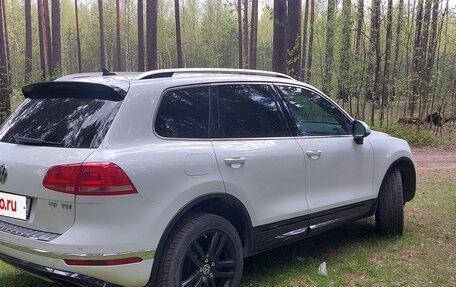 Volkswagen Touareg III, 2017 год, 3 000 000 рублей, 13 фотография