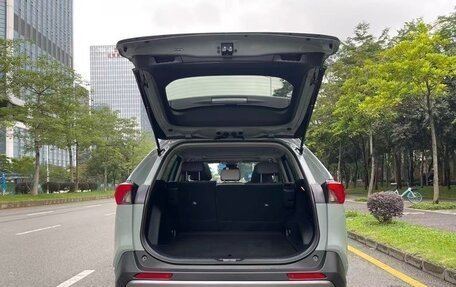 Toyota RAV4, 2020 год, 2 990 000 рублей, 8 фотография