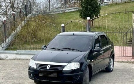 Renault Logan I, 2011 год, 380 000 рублей, 2 фотография