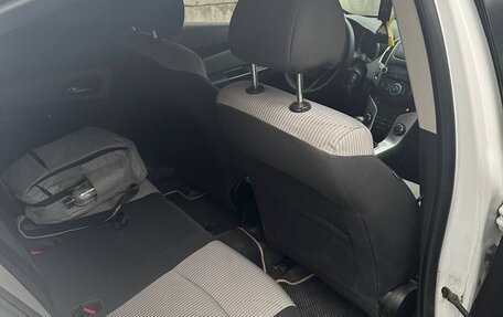 Chevrolet Cruze II, 2013 год, 590 000 рублей, 8 фотография