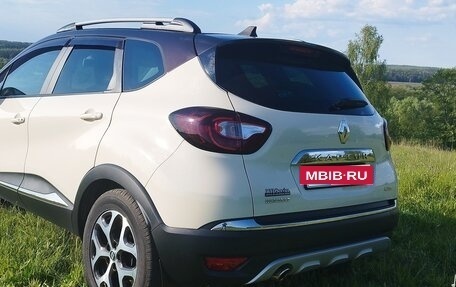 Renault Kaptur I рестайлинг, 2019 год, 1 800 000 рублей, 4 фотография