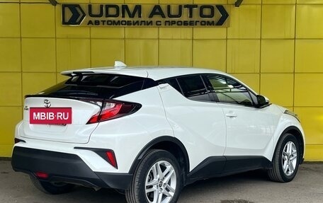 Toyota C-HR I рестайлинг, 2021 год, 2 549 000 рублей, 10 фотография
