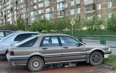 Mitsubishi Galant VIII, 1990 год, 120 000 рублей, 4 фотография