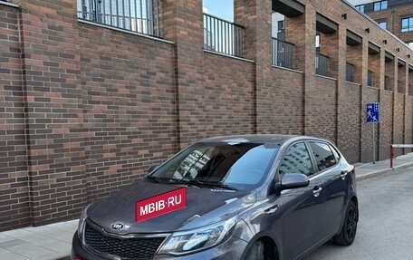 KIA Rio III рестайлинг, 2016 год, 840 000 рублей, 2 фотография