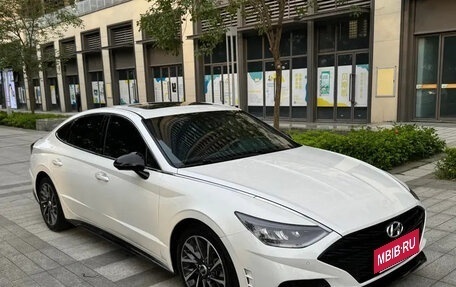 Hyundai Sonata VIII, 2021 год, 1 900 000 рублей, 3 фотография