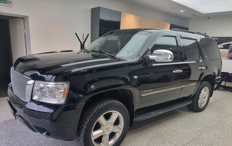 Chevrolet Tahoe III, 2011 год, 2 190 000 рублей, 1 фотография