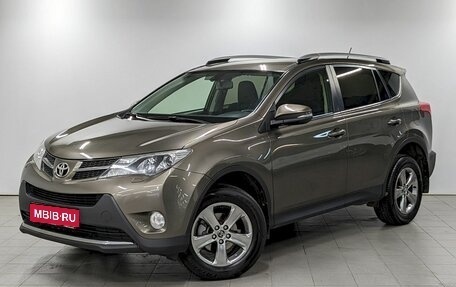 Toyota RAV4, 2015 год, 1 650 000 рублей, 1 фотография
