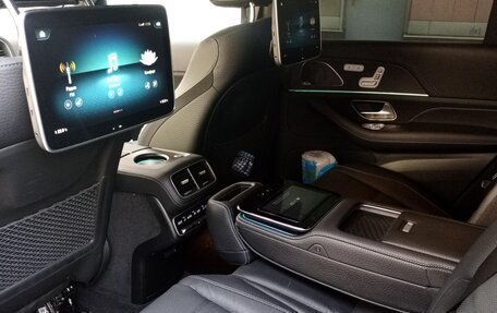 Mercedes-Benz GLS, 2023 год, 18 000 000 рублей, 12 фотография