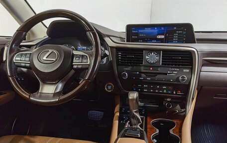 Lexus RX IV рестайлинг, 2016 год, 4 200 000 рублей, 18 фотография