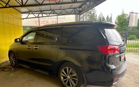 KIA Carnival III, 2019 год, 2 599 000 рублей, 7 фотография