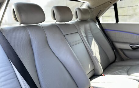 Mercedes-Benz S-Класс, 2004 год, 1 900 000 рублей, 26 фотография
