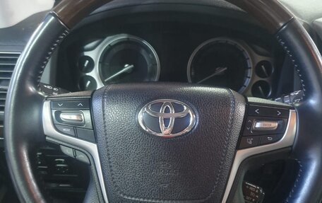 Toyota Land Cruiser 200, 2019 год, 8 150 000 рублей, 7 фотография