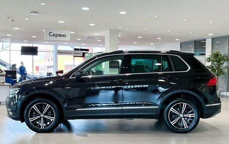 Volkswagen Tiguan II, 2019 год, 3 045 000 рублей, 4 фотография