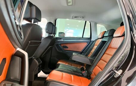 Volkswagen Tiguan II, 2019 год, 3 045 000 рублей, 22 фотография