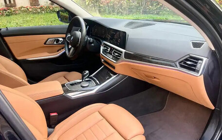 BMW 3 серия, 2020 год, 2 950 000 рублей, 15 фотография