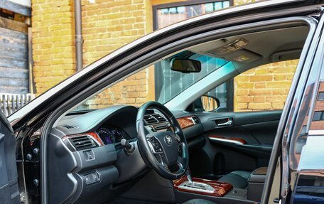 Toyota Camry, 2012 год, 1 350 000 рублей, 14 фотография