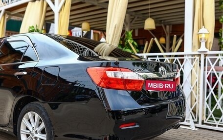 Toyota Camry, 2012 год, 1 350 000 рублей, 4 фотография