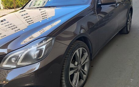 Mercedes-Benz E-Класс, 2014 год, 2 450 000 рублей, 2 фотография