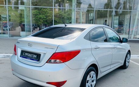 Hyundai Solaris II рестайлинг, 2015 год, 990 000 рублей, 5 фотография