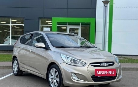 Hyundai Solaris II рестайлинг, 2013 год, 869 000 рублей, 3 фотография