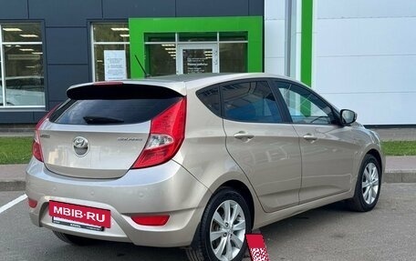 Hyundai Solaris II рестайлинг, 2013 год, 869 000 рублей, 5 фотография