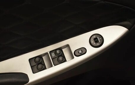 Hyundai Solaris II рестайлинг, 2012 год, 8 фотография