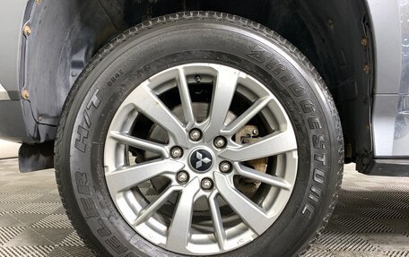 Mitsubishi Pajero Sport III рестайлинг, 2018 год, 2 185 000 рублей, 9 фотография