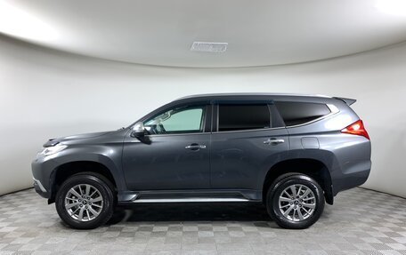 Mitsubishi Pajero Sport III рестайлинг, 2018 год, 2 185 000 рублей, 8 фотография