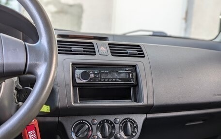 Suzuki Swift III, 2007 год, 450 000 рублей, 15 фотография