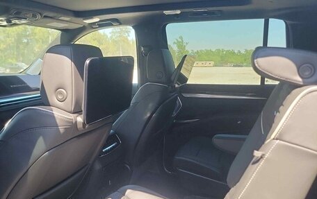 Cadillac Escalade V, 2025 год, 26 990 000 рублей, 4 фотография