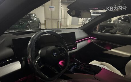 BMW 5 серия, 2024 год, 6 фотография