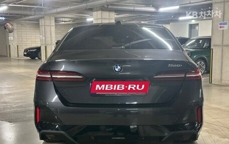 BMW 5 серия, 2024 год, 4 фотография