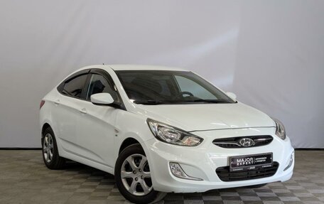 Hyundai Solaris II рестайлинг, 2013 год, 850 000 рублей, 3 фотография