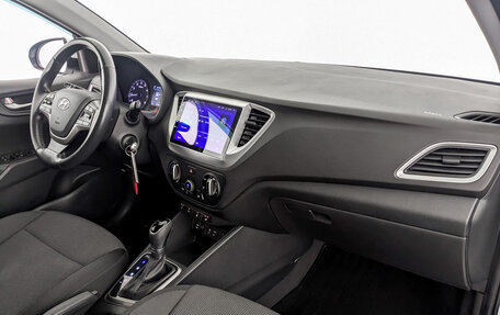 Hyundai Solaris II рестайлинг, 2017 год, 1 100 000 рублей, 11 фотография