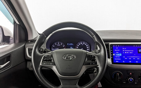 Hyundai Solaris II рестайлинг, 2017 год, 1 100 000 рублей, 21 фотография