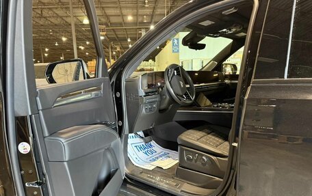 Cadillac Escalade V, 2025 год, 22 150 000 рублей, 9 фотография