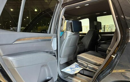 Cadillac Escalade V, 2025 год, 22 150 000 рублей, 10 фотография