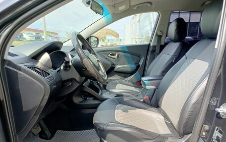 Hyundai ix35 I рестайлинг, 2010 год, 810 000 рублей, 16 фотография