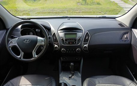 Hyundai ix35 I рестайлинг, 2010 год, 810 000 рублей, 14 фотография