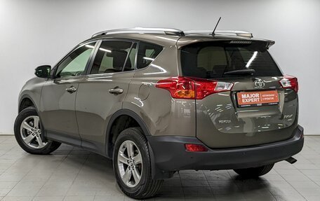Toyota RAV4, 2015 год, 1 650 000 рублей, 7 фотография